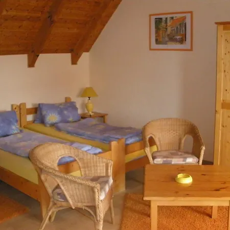 Emilia Apartmanhaz Apartment Hévíz